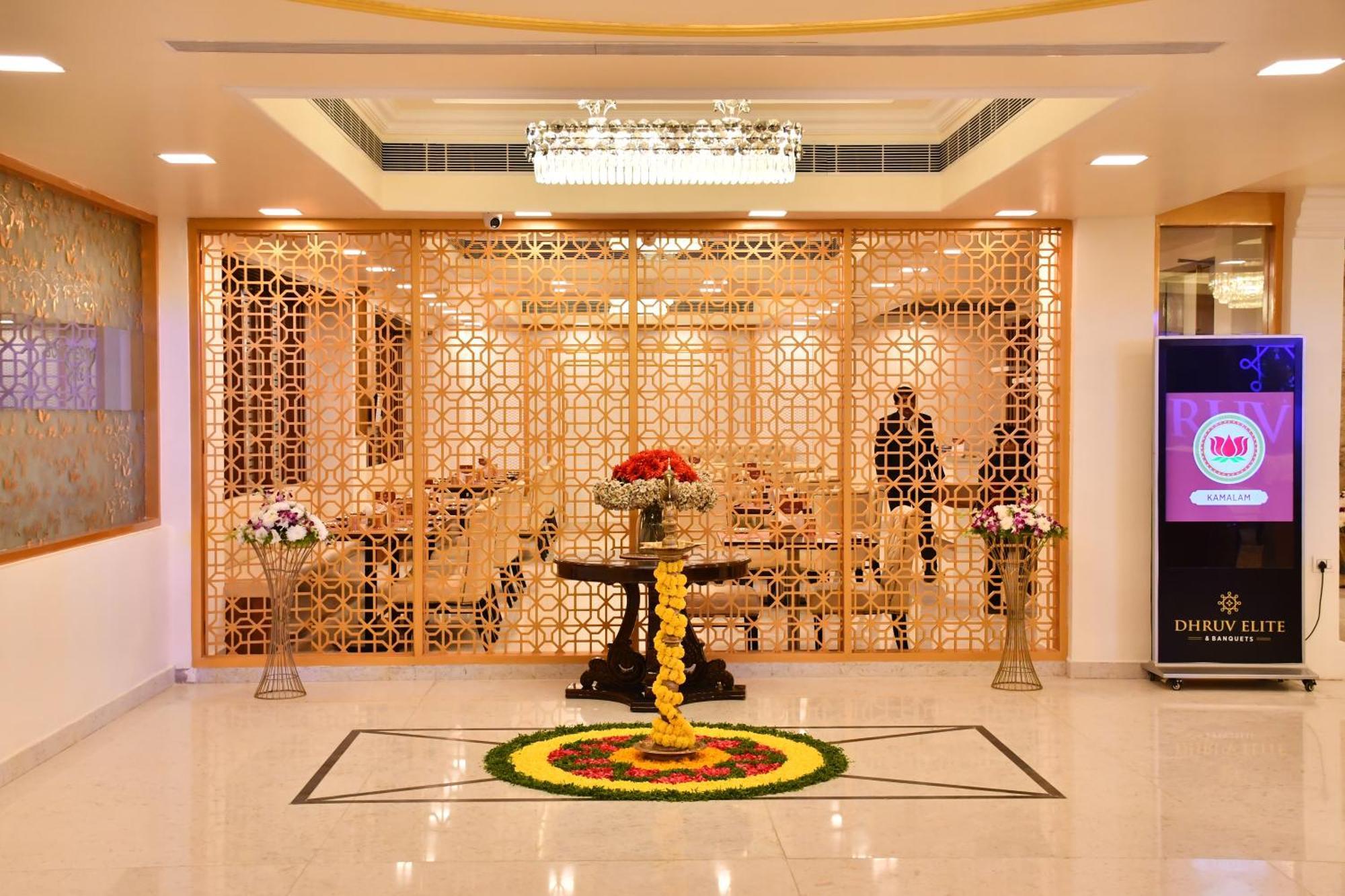 ホテル Dhruv Elite And Banquets ハイデラバード エクステリア 写真